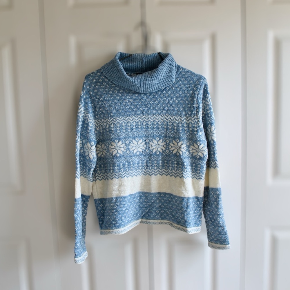 Vintage 80s Reference Point Snowflake Knit Turtleneck Sweater